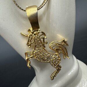 Vintage Unicorn Pendant Necklace American Showcase Gold Tone Mystical Beast